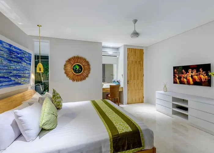 Aramanis Hotel 4*
